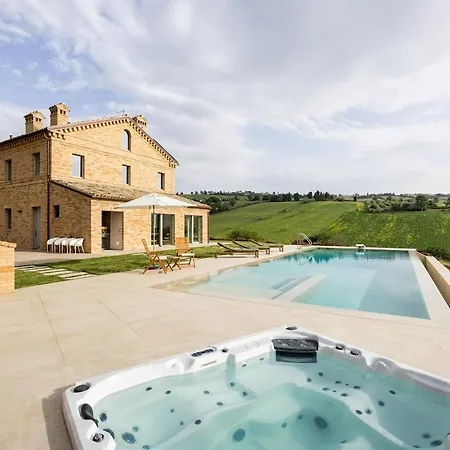 Prázdninový dům Luxury Private Spa, Jacuzzi, Infinity Pool Bagnolo (Marche)